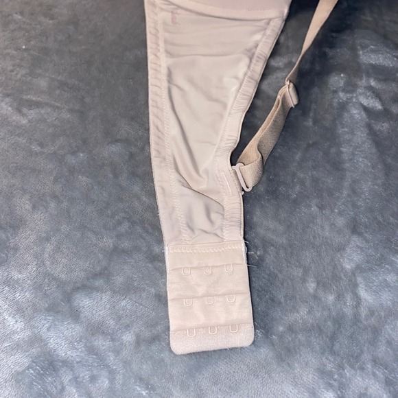 PINK Victorias Secret TShirt Bra 44C Beige Full Cover Underwire Adjustable Strap - Picture 3 of 9